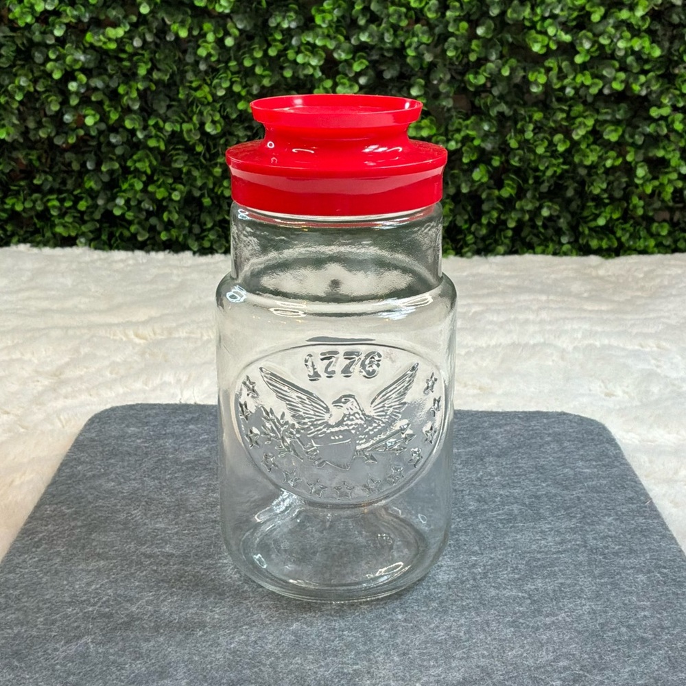 Vintage Anchor Hocking Bicentennial Glass Jar Embossed Eagle 1776 Collectible